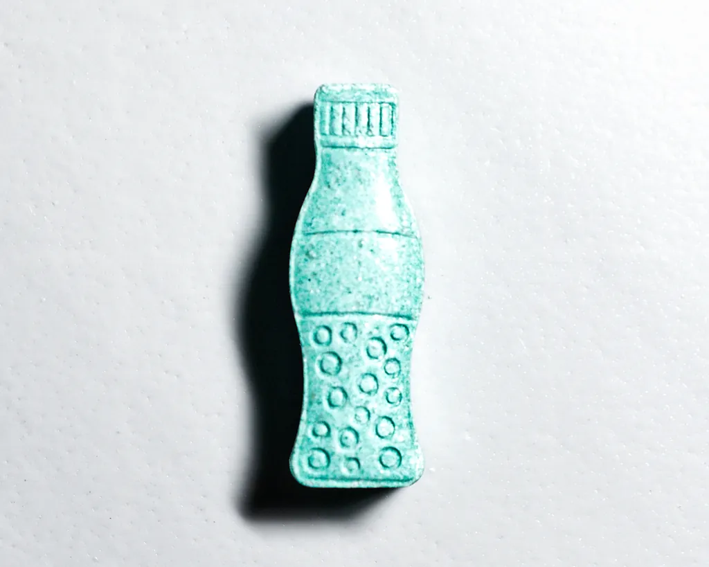 Soda Bottle molecular scheme