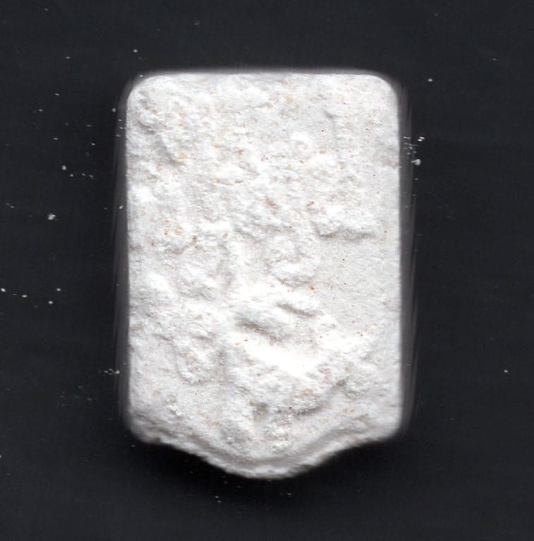 Unidentifiable molecular scheme