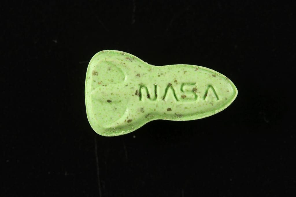 2CB molecular scheme