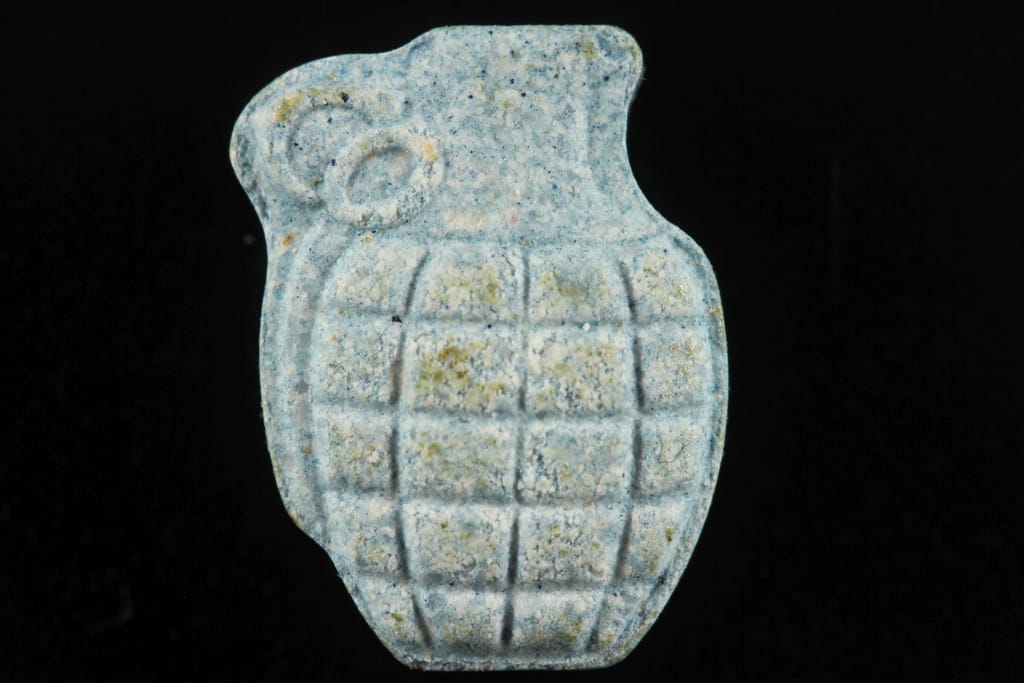 Hand grenade molecular scheme