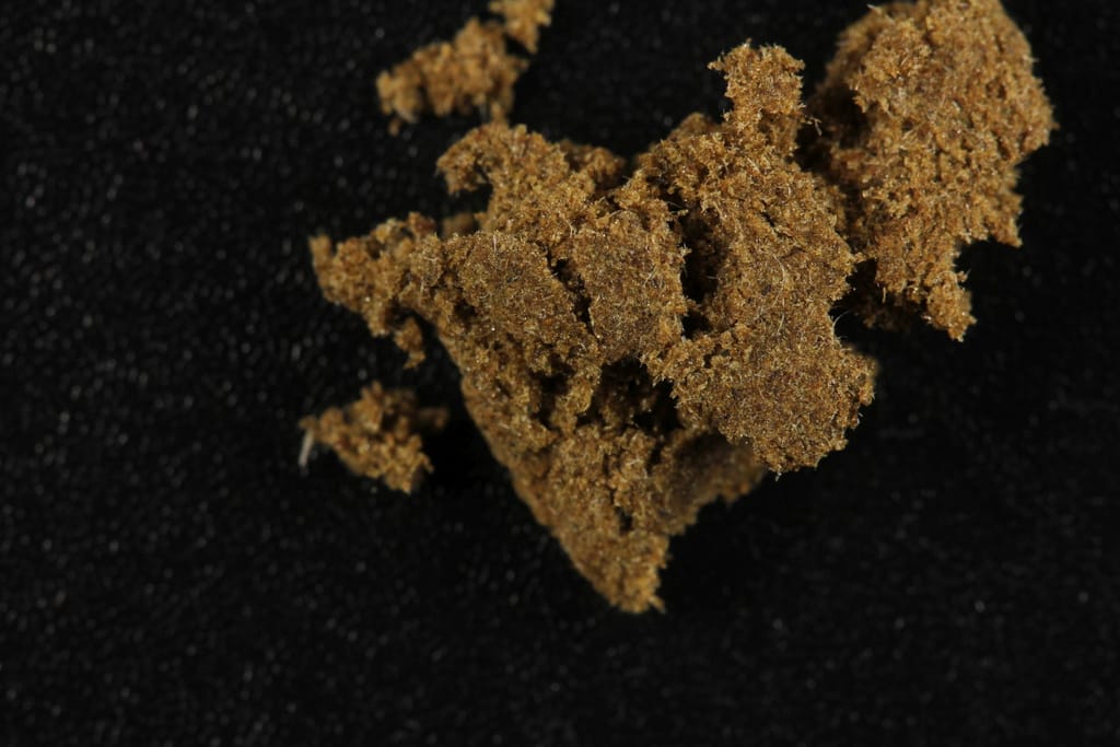 Hashish with Delta-8-THC molecular scheme