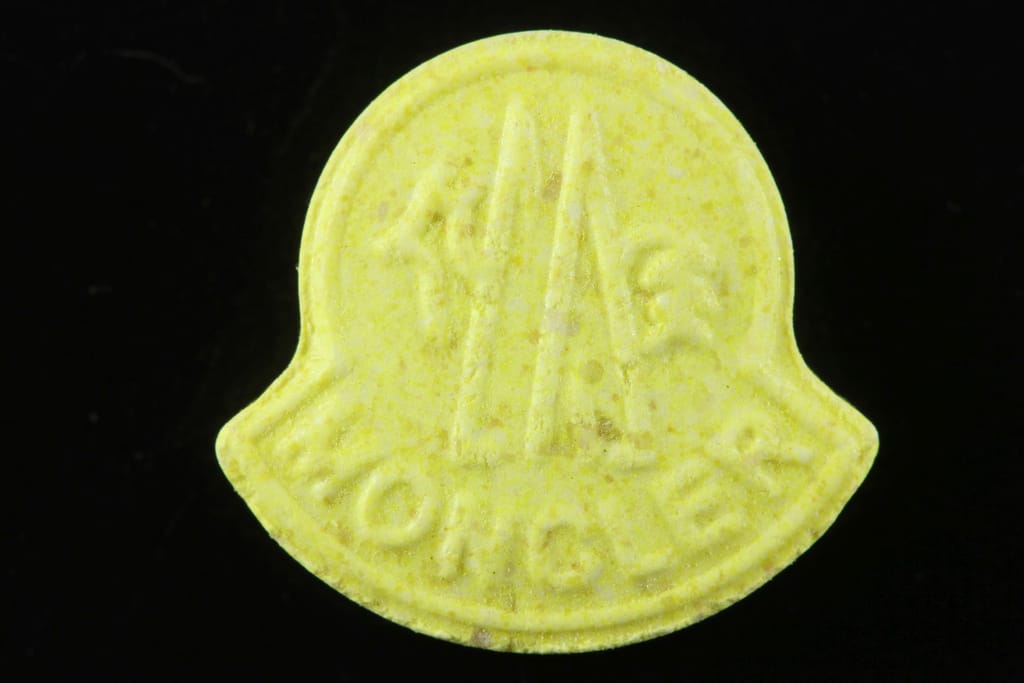 Moncler molecular scheme