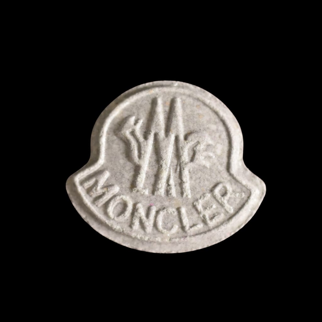 Moncler molecular scheme