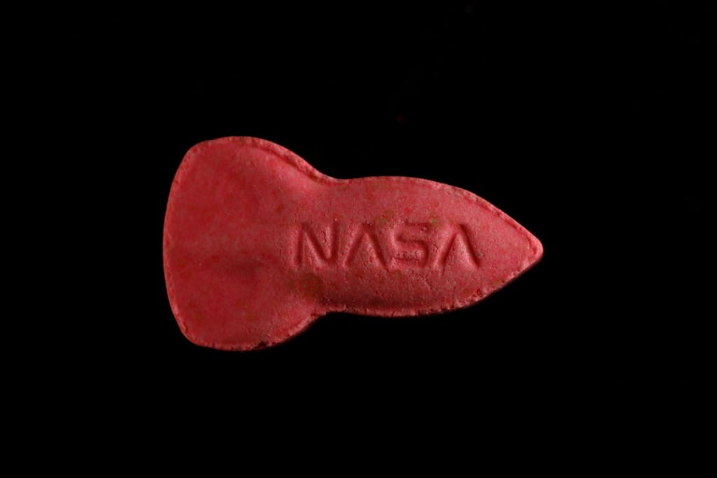 NASA / 2cb molecular scheme