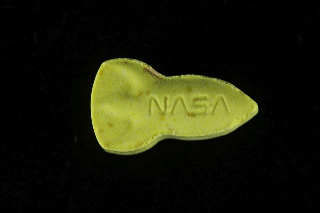 NASA / 2cb molecular scheme