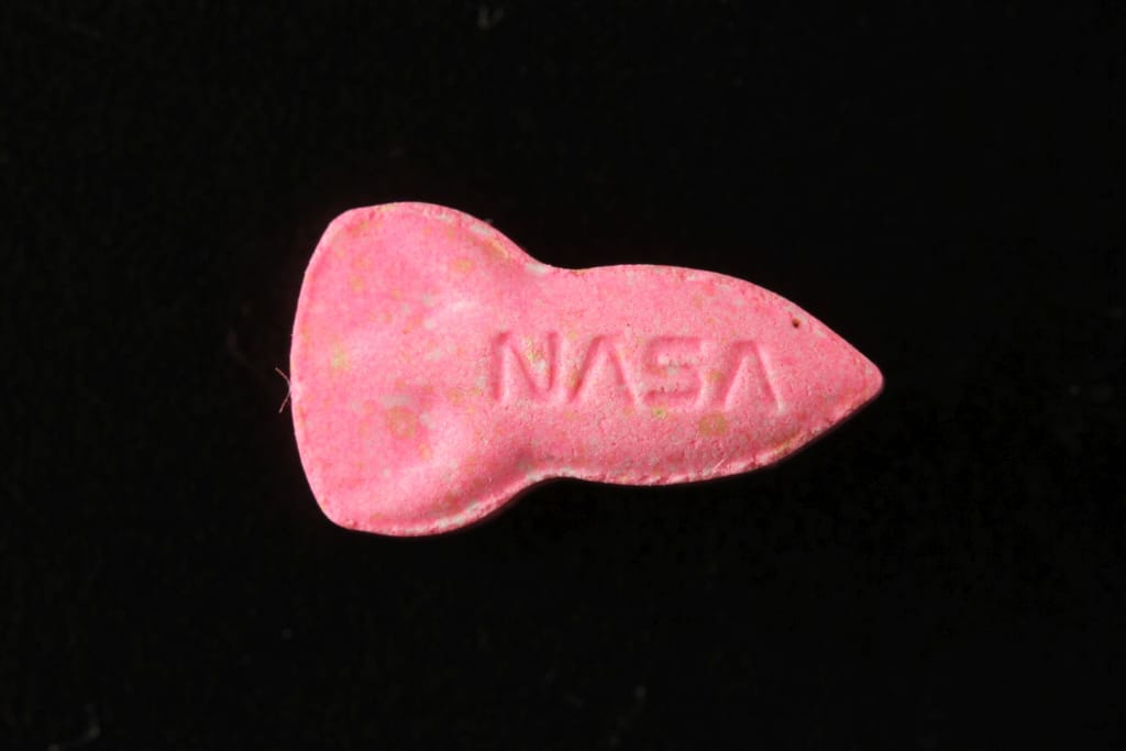 NASA / 2cb molecular scheme