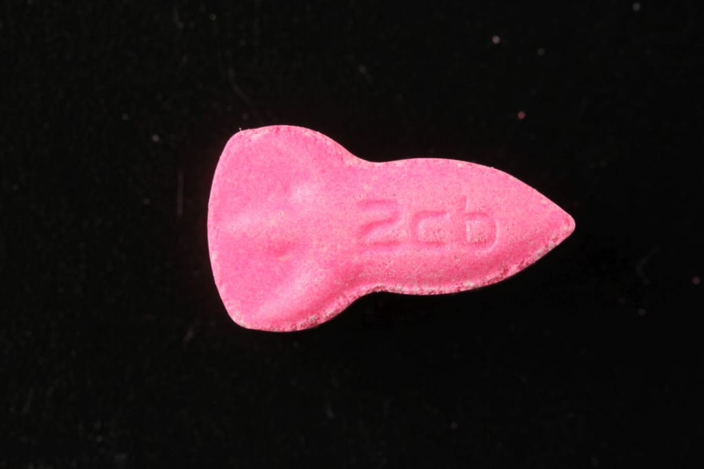 NASA / 2cb molecular scheme