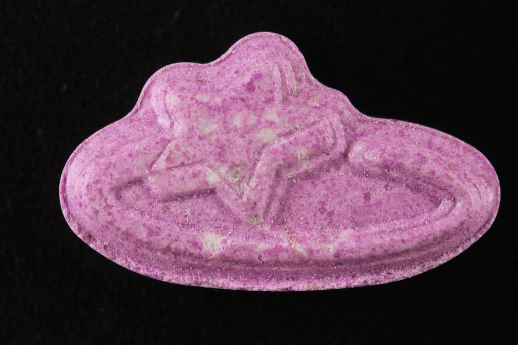 Pop Smoke molecular scheme