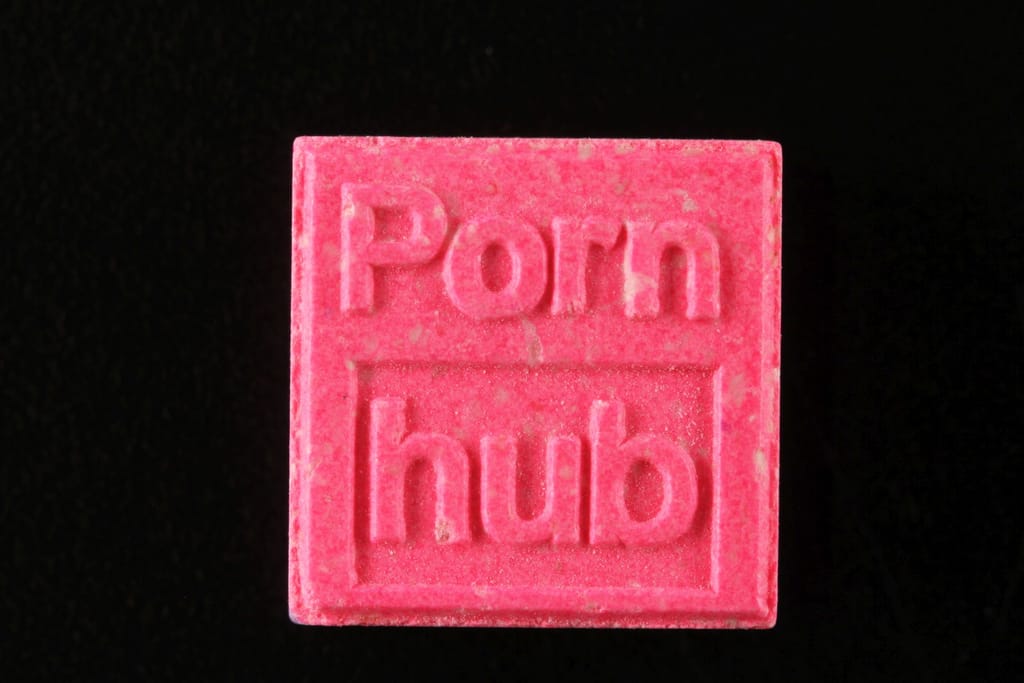 Pornhub molecular scheme