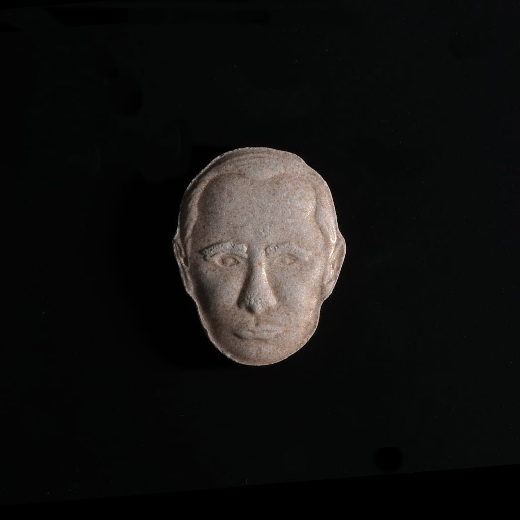 Putin molecular scheme