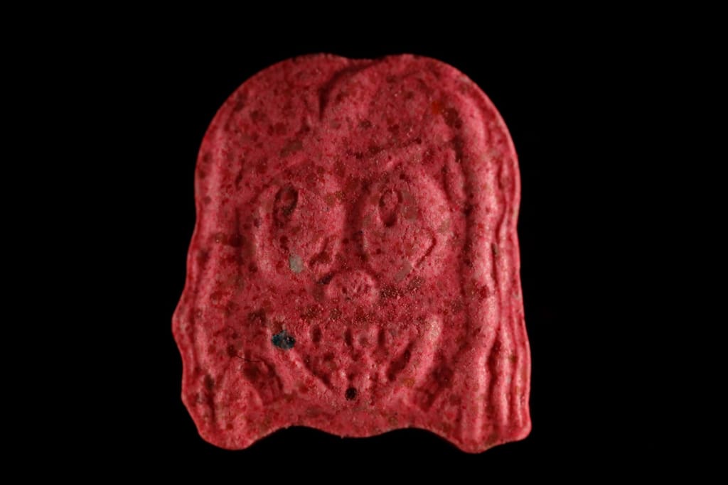 Tekashi 69 molecular scheme