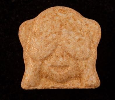 Three Wise Monkeys / No see molecular scheme