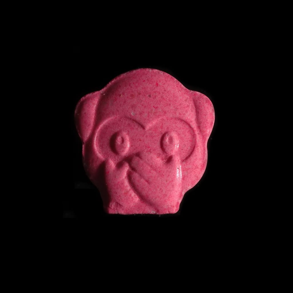 Three Wise Monkeys molecular scheme