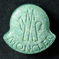 Moncler molecular scheme