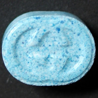 Blue Gucci molecular scheme