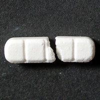 Farmapram molecular scheme