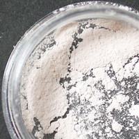 Off-White Powder molecular scheme