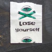 Off-White Powder molecular scheme