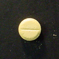 Yellow Scored Tablet molecular scheme