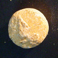 Reclining Lady molecular scheme