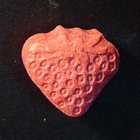 Summer Strawberry molecular scheme