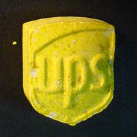 Yellow UPS molecular scheme