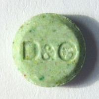 Green Dolce & Gabbana molecular scheme