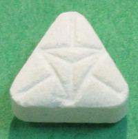 White Triangle molecular scheme