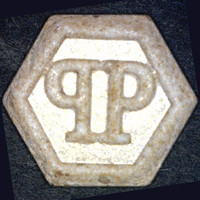 Philipp Plein molecular scheme