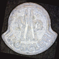 Moncler molecular scheme