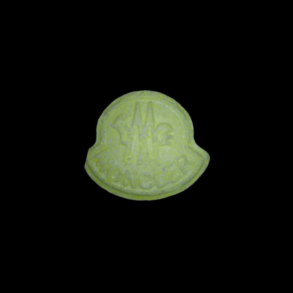 Moncler molecular scheme