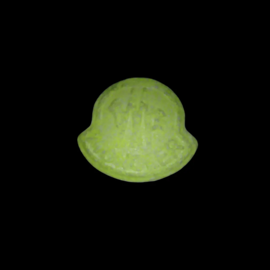 Moncler molecular scheme