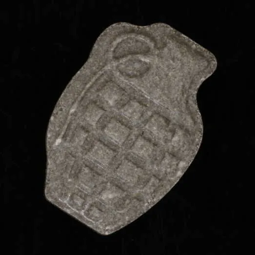 Handgranate / NL molecular scheme