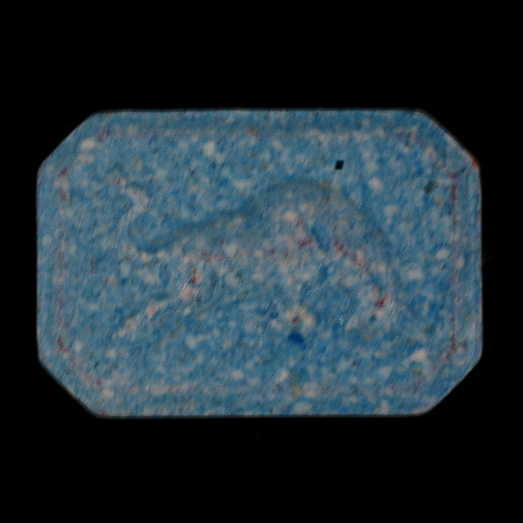 Red Bull (bicolor) molecular scheme