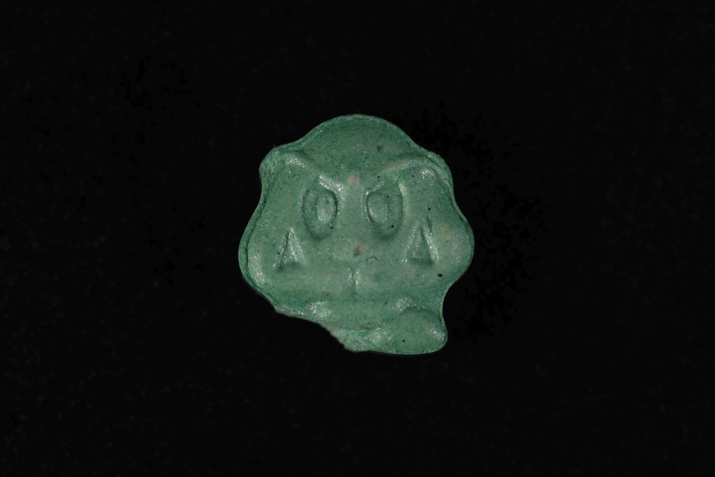 Goomba / 1-UP molecular scheme