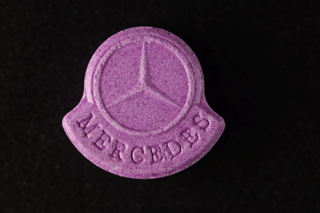 Mercedes / AMG molecular scheme