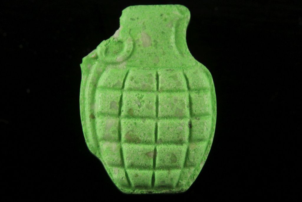 Hand grenade molecular scheme