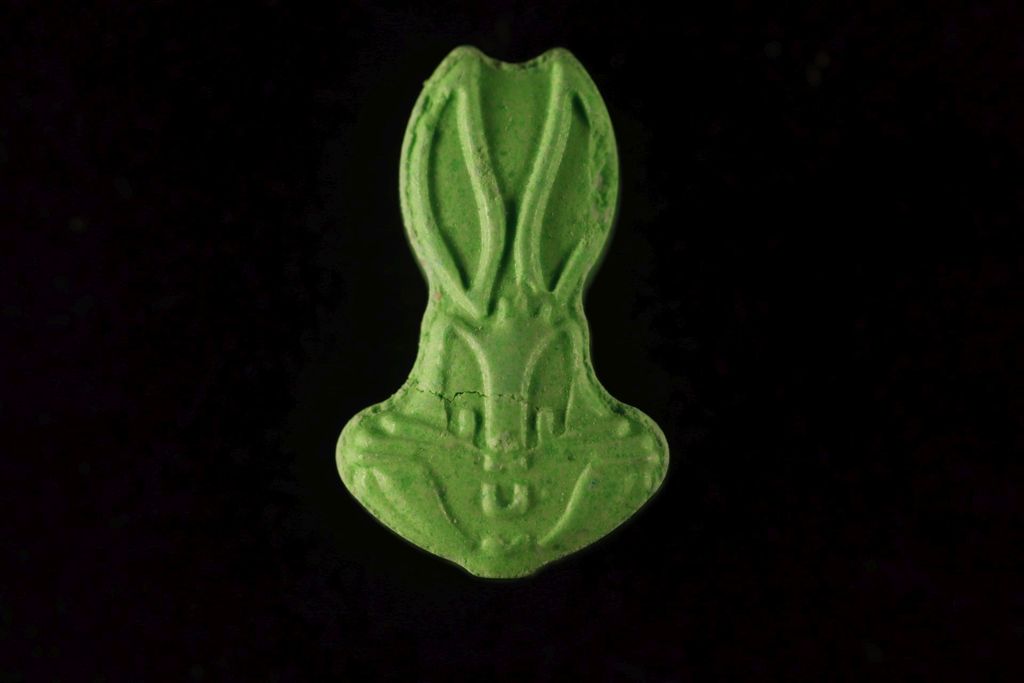 Bugs Bunny molecular scheme