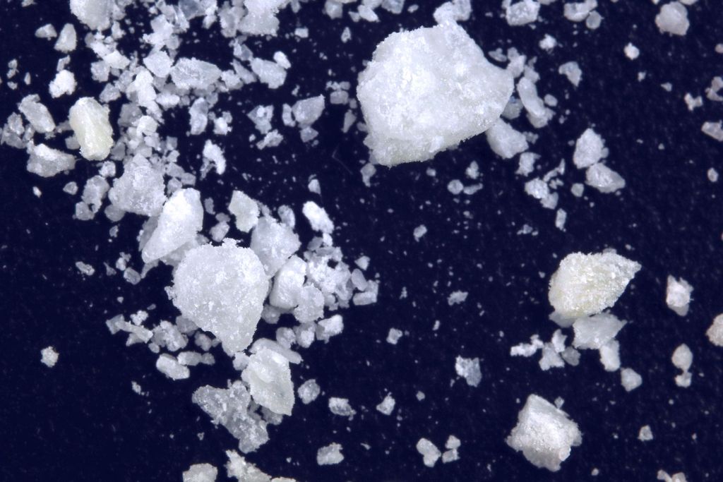 Dimethylpentylone sold as mephedrone molecular scheme