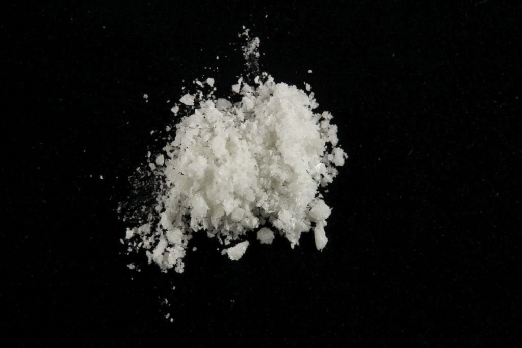 Dimethylpentylone sold as mephedrone molecular scheme