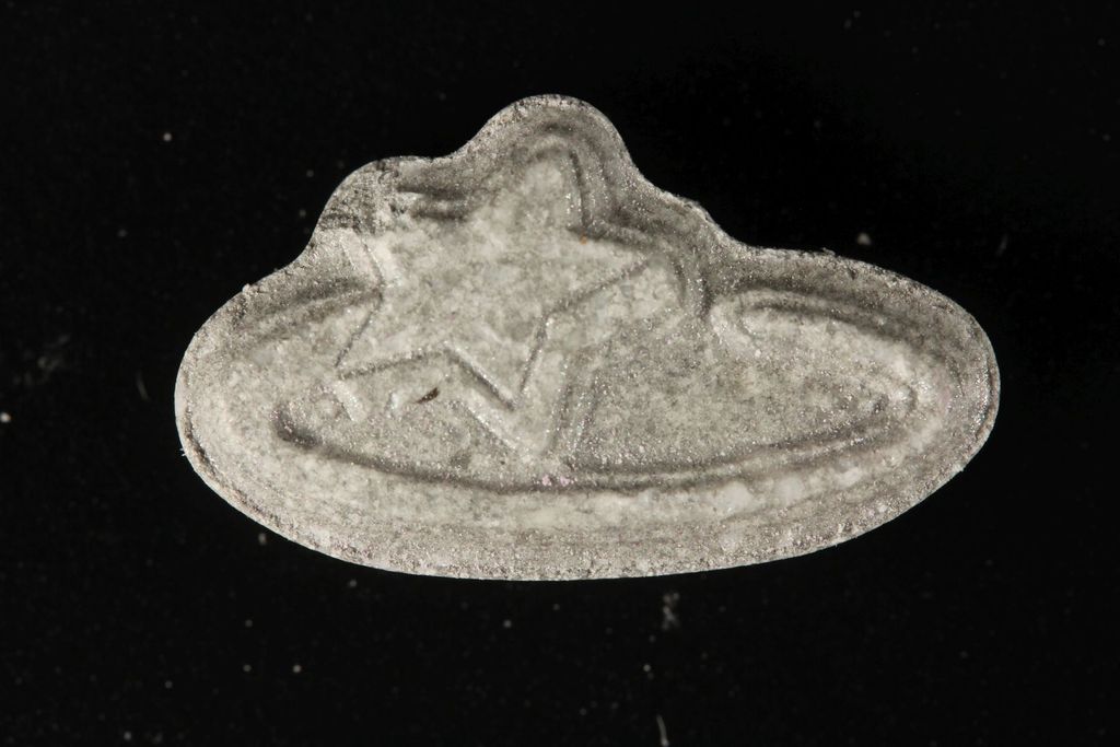 Pop Smoke molecular scheme