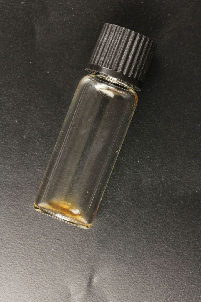 Liqud with Delta-8-THC molecular scheme