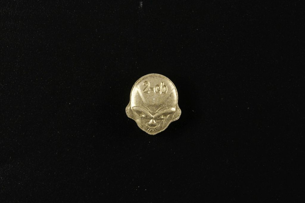 Freezer / Dragon Ball molecular scheme