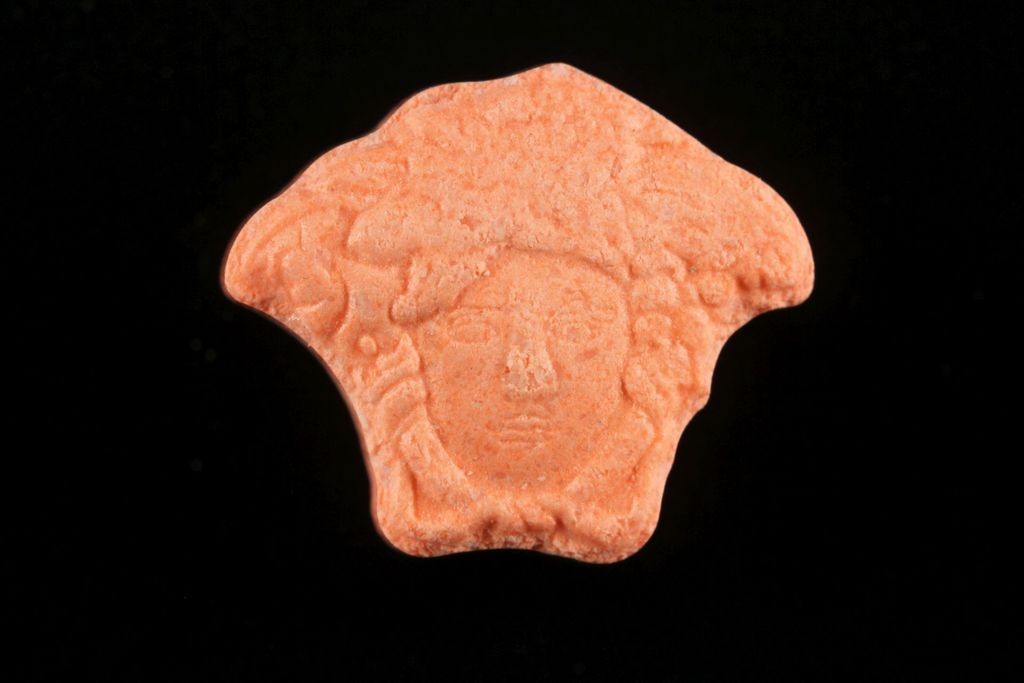 Versace molecular scheme