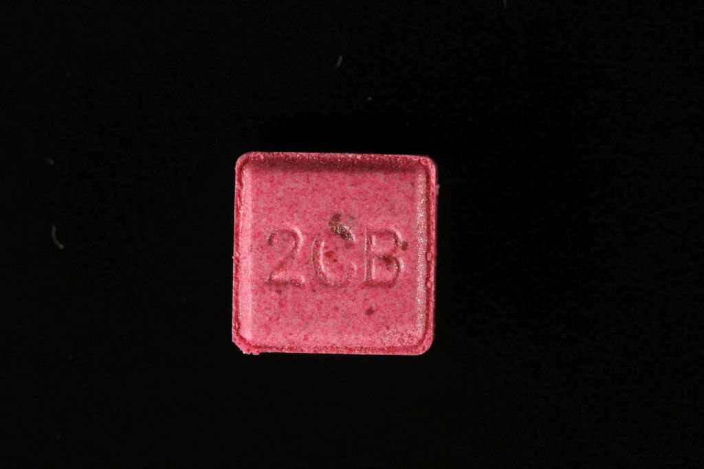 2CB molecular scheme