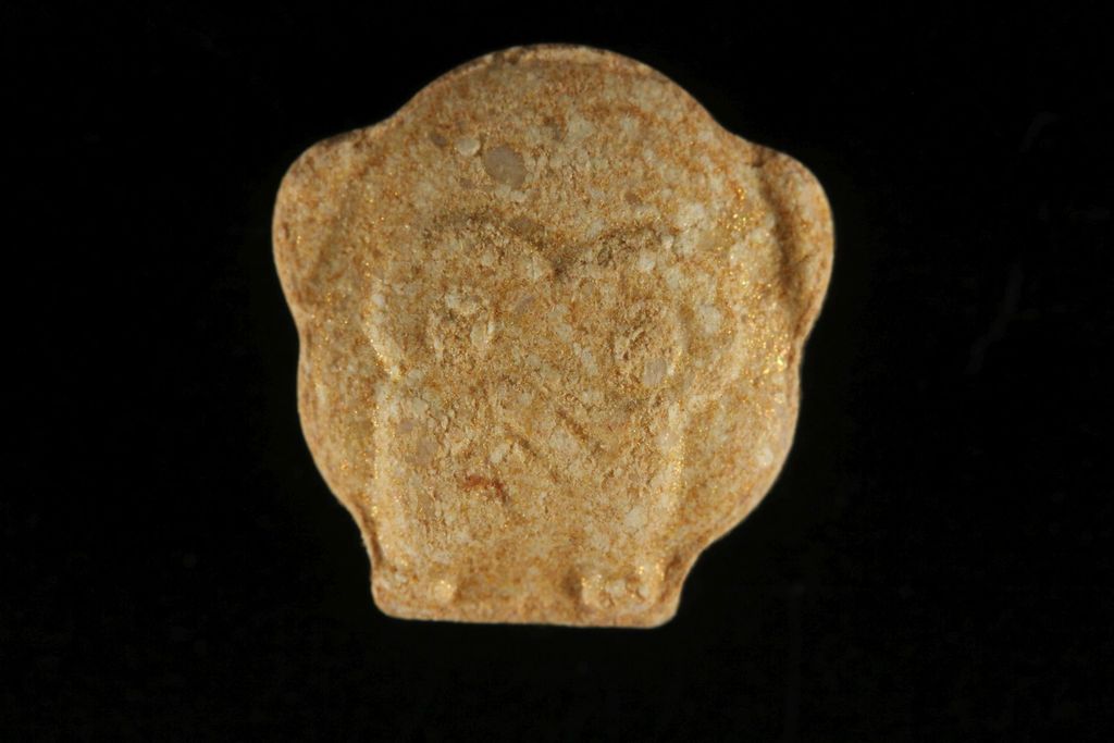 Three Wise Monkeys molecular scheme