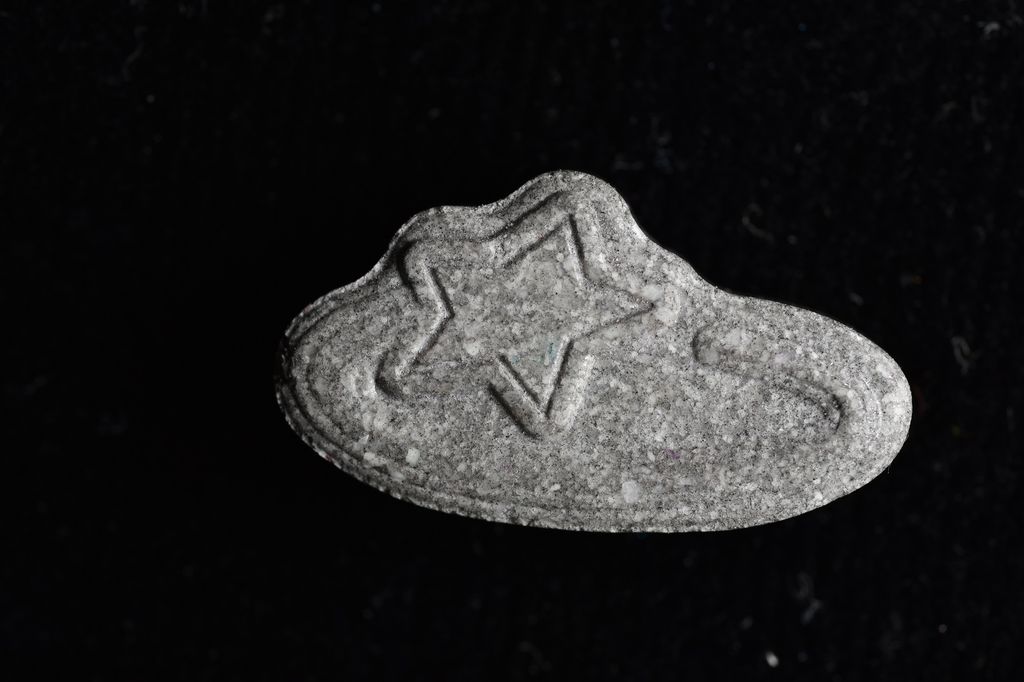 Pop Smoke molecular scheme