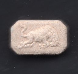 Red Bull molecular scheme