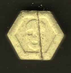 100 molecular scheme