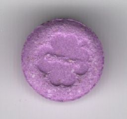 Four-leaf clover molecular scheme